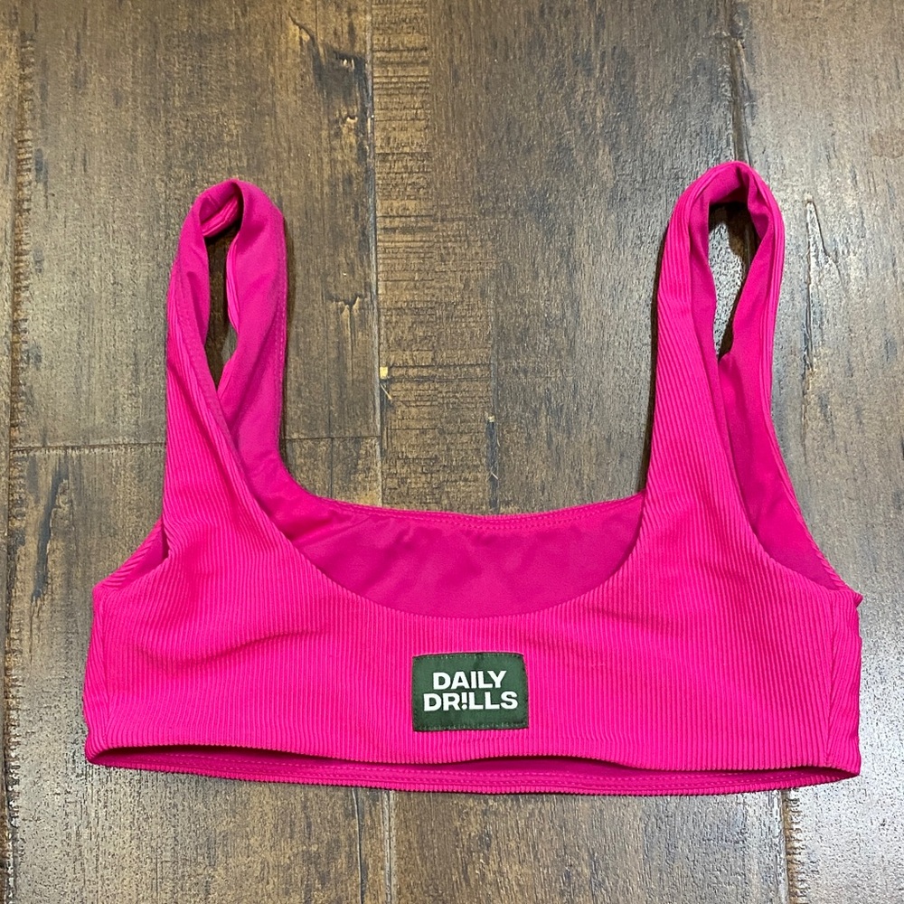 Daily Drills Fuchsia bikini